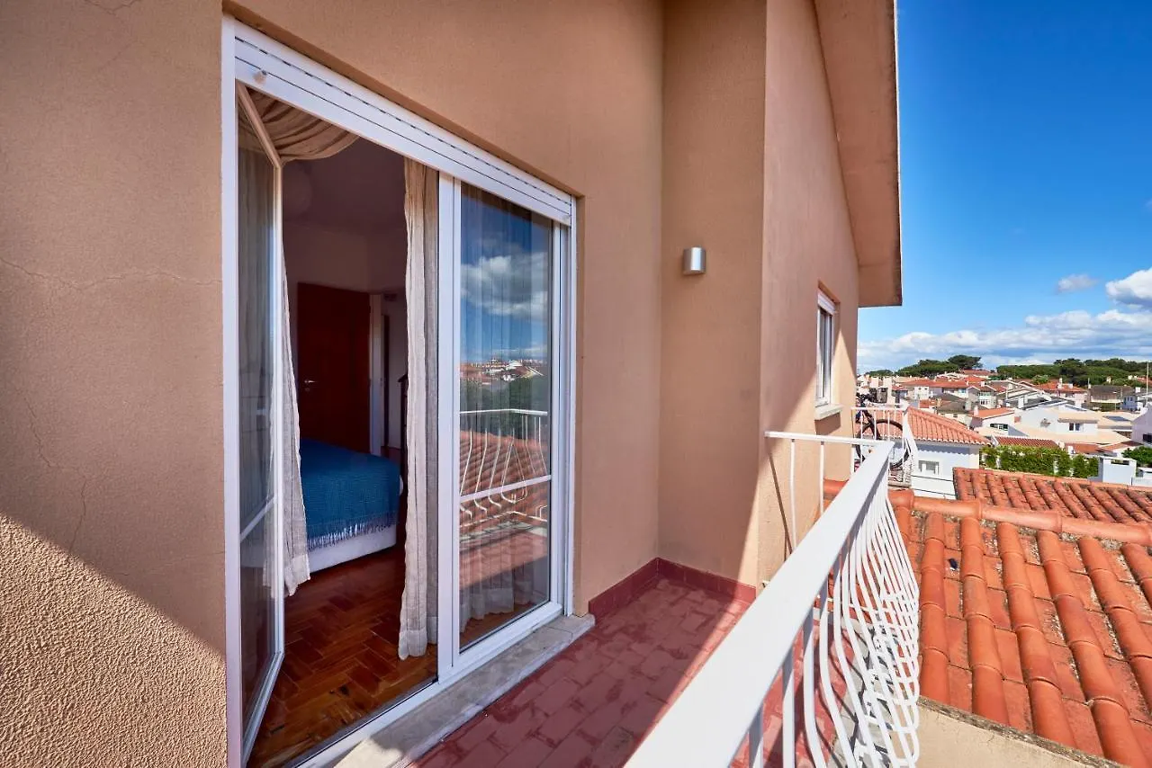 Bright Apartment With Garden In Cascaes 0*,