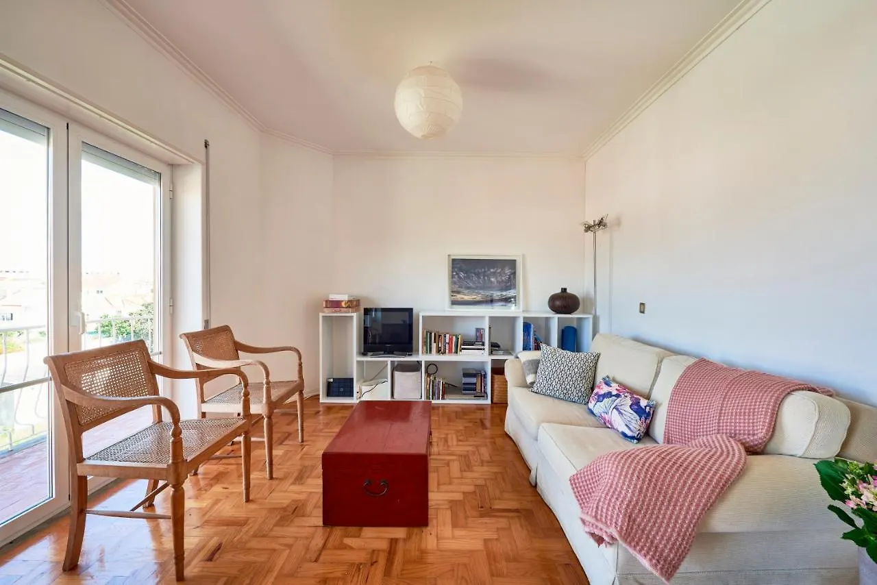 Bright Apartment With Garden In Cascais contacts